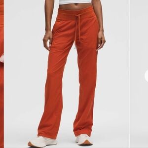 Lululemon Dance Studio Mid-Rise Pant Size 6